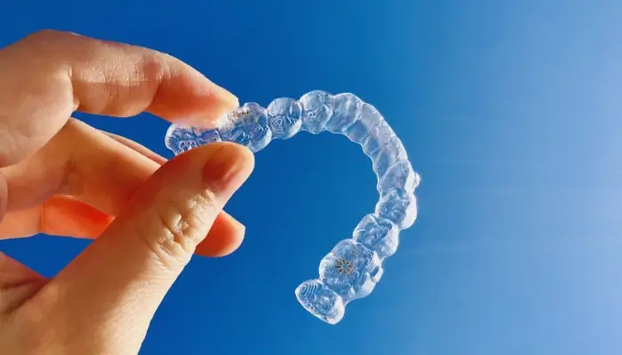 透明マウスピース